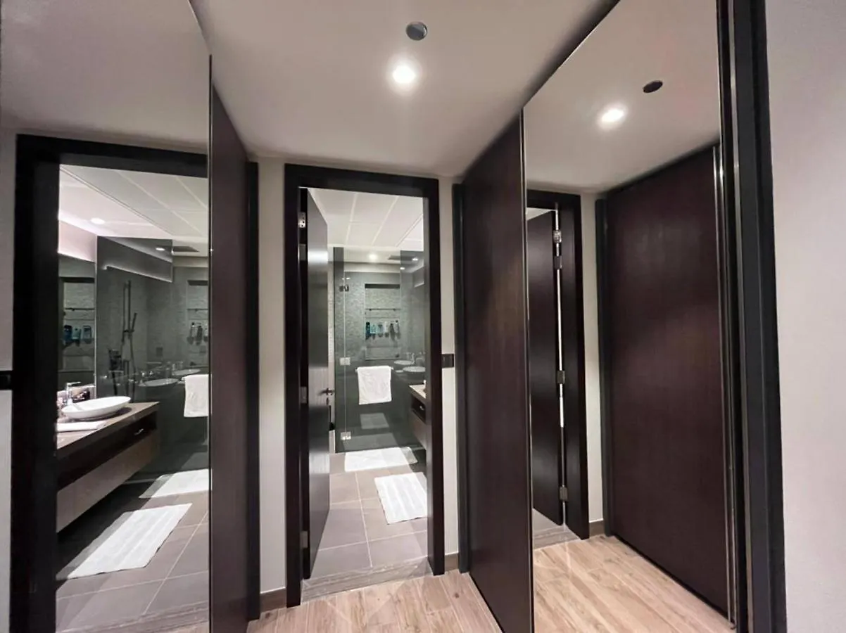 Jumeirah Living Flat Marina Gate Dubai United Arab Emirates