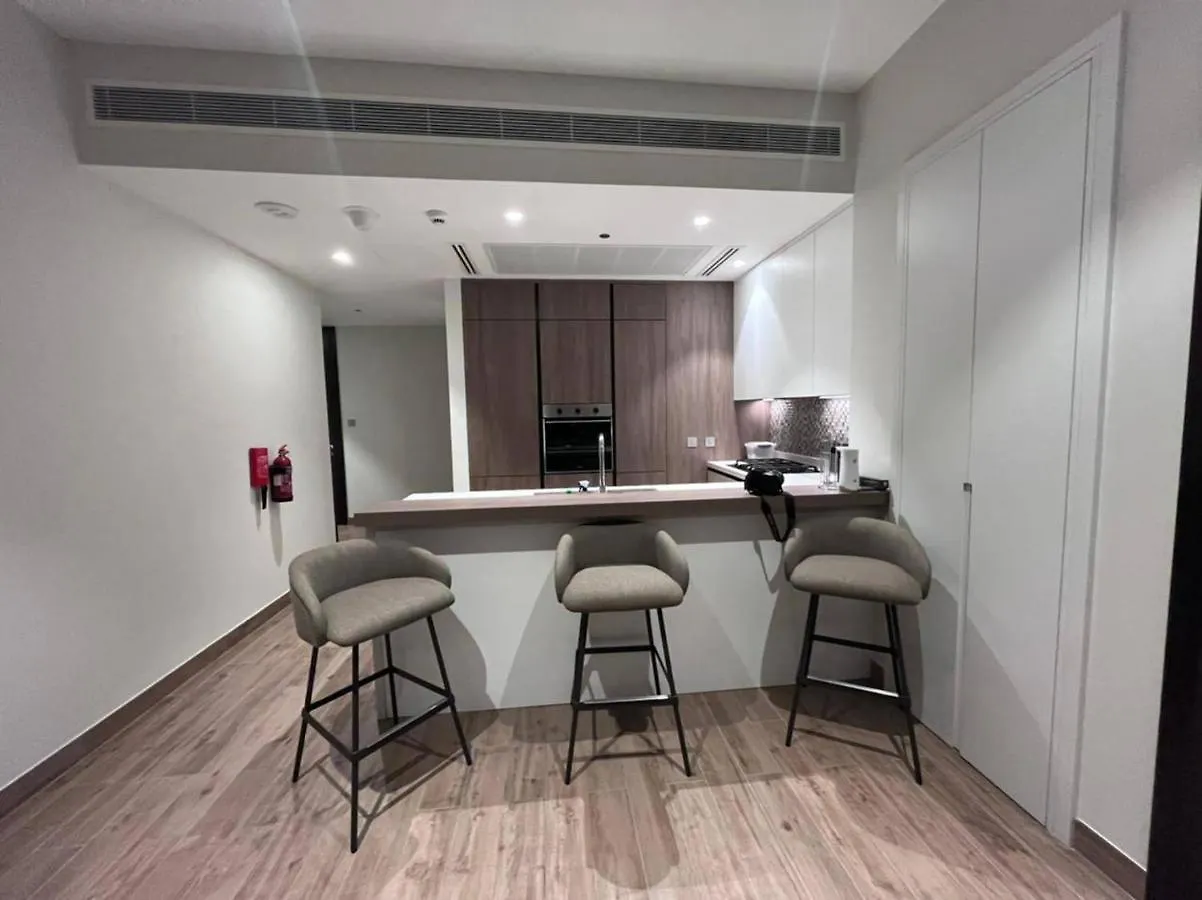 Jumeirah Living Flat Marina Gate Dubai